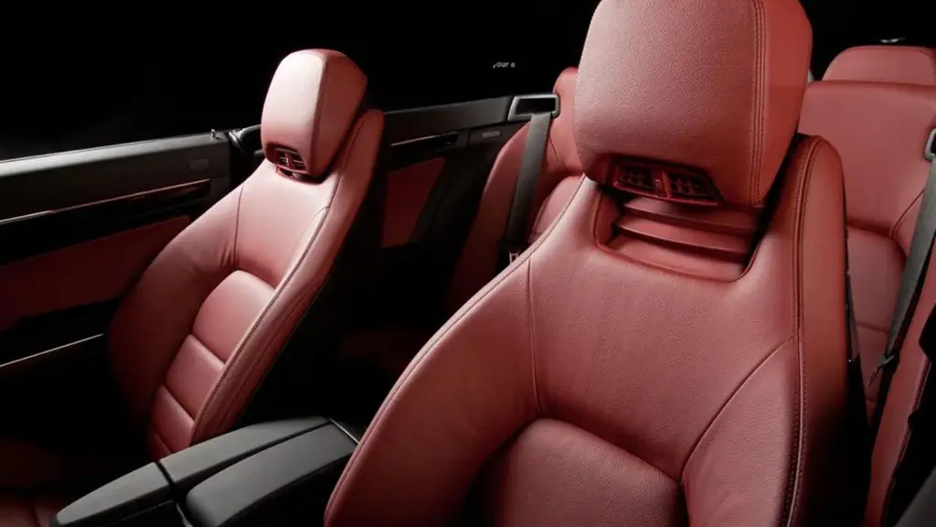 Red leather convertible rear seats, freshly re-covered